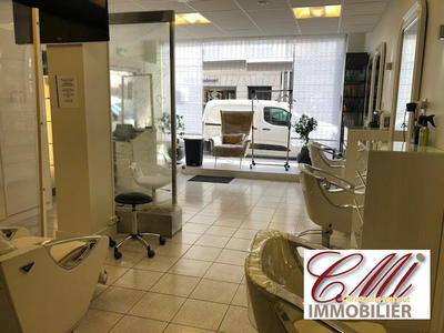 Local commercial - 105 m²