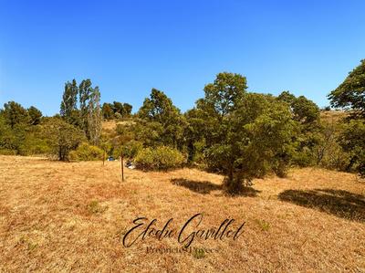 Terrain constructible - 3 070 m²