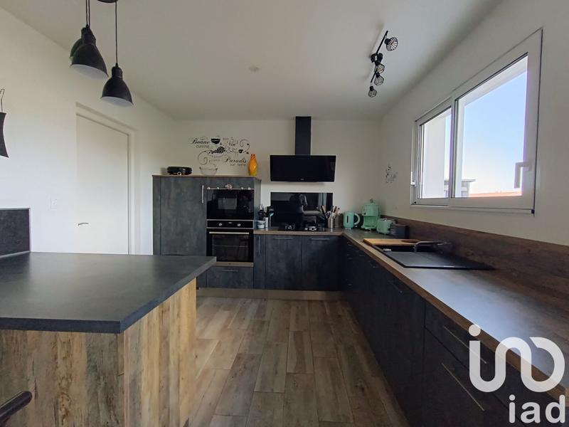 Maison - 81 m² - 4 pièces