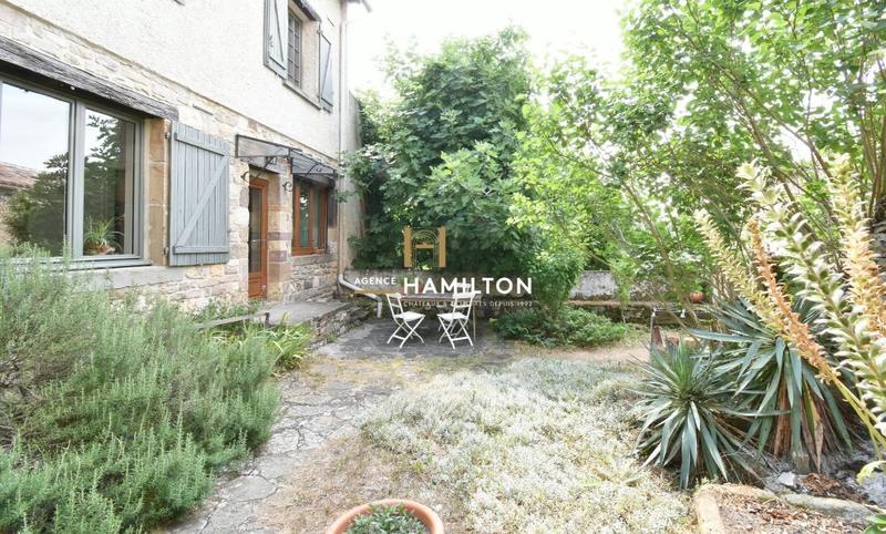 Maison - 200 m² - 6 pièces