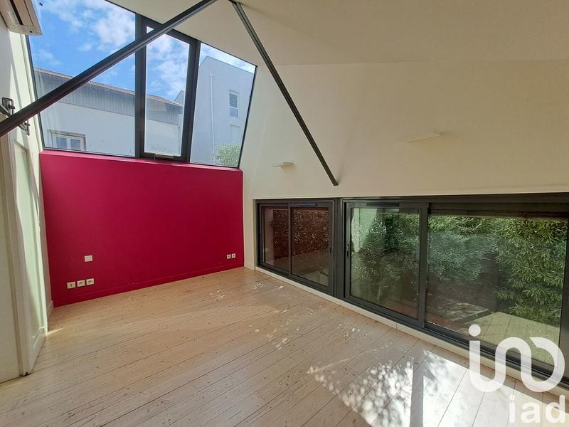 Loft - 160 m² - 7 pièces