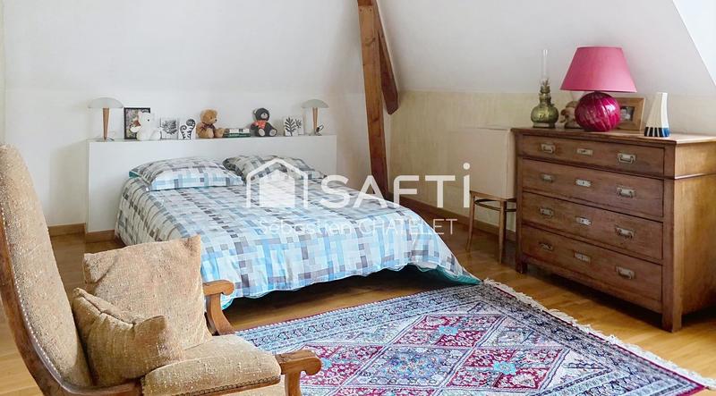 Maison - 185 m² - 7 pièces