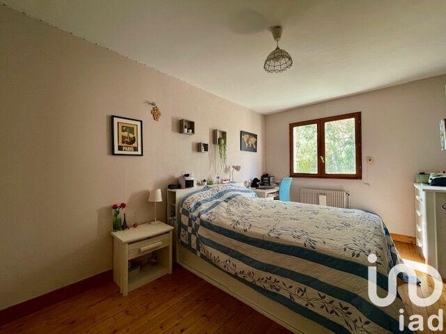 Maison - 143 m² - 7 pièces