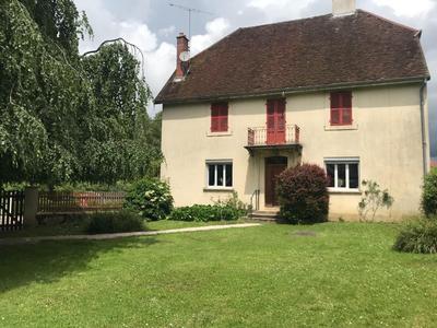 Maison - 216 m² - 6 pièces