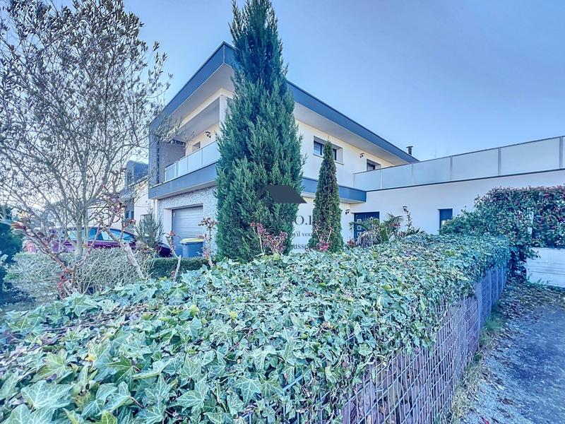 Maison contemporaine - 151 m² - 5 pièces