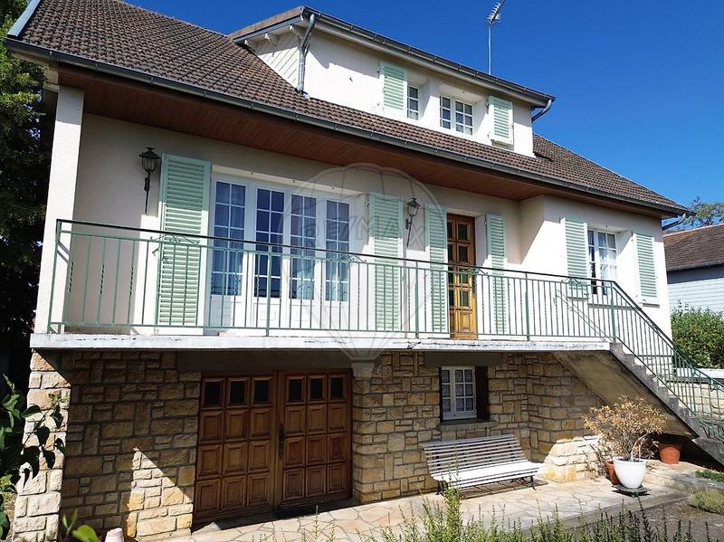 Maison - 105 m² - 5 pièces