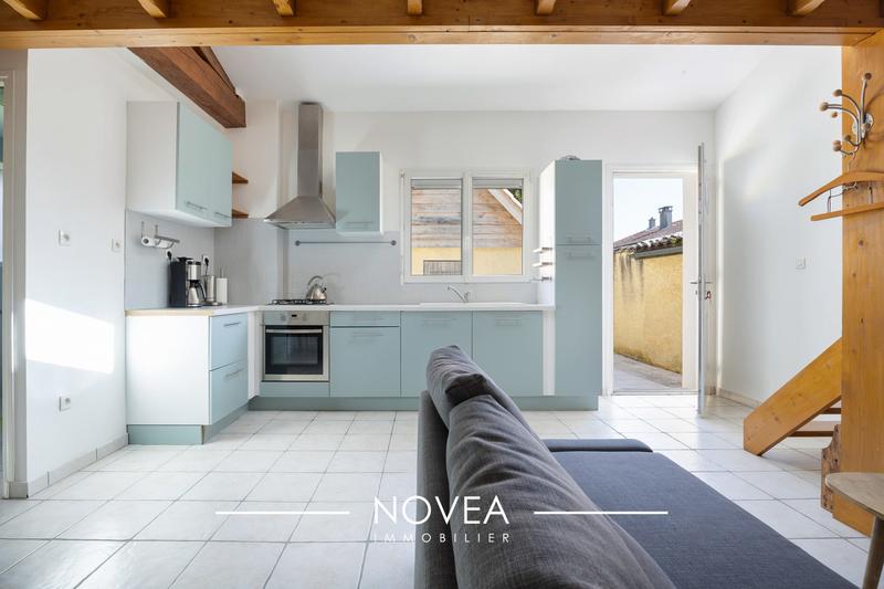 Maison ancienne - 245 m² - 8 pièces