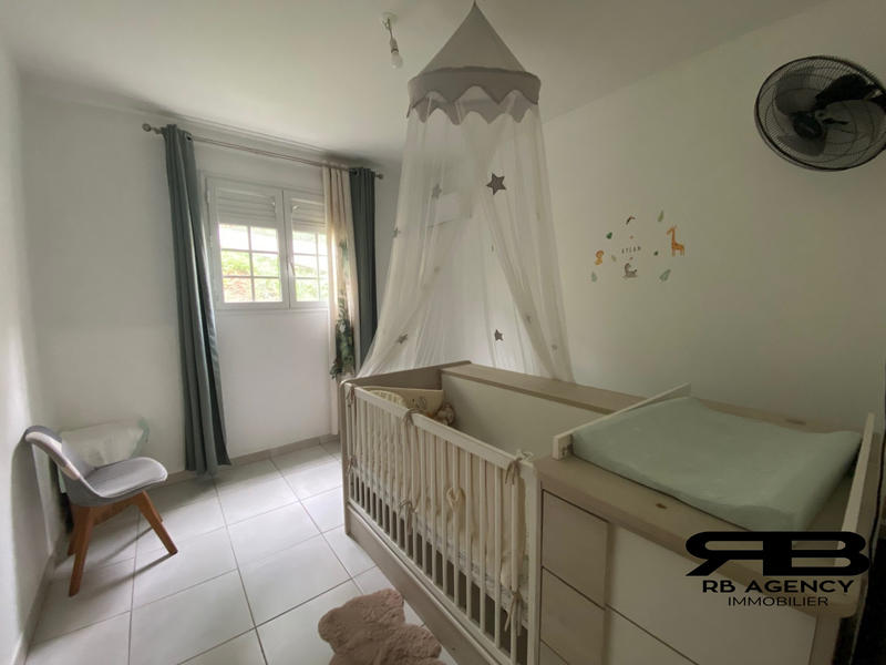 Appartement - 82 m² - 3 pièces