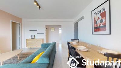 Chambre - 11 m² - 1 pièce