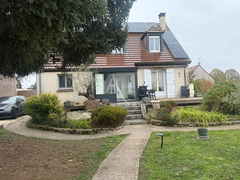 Maison - 170 m² - 6 pièces
