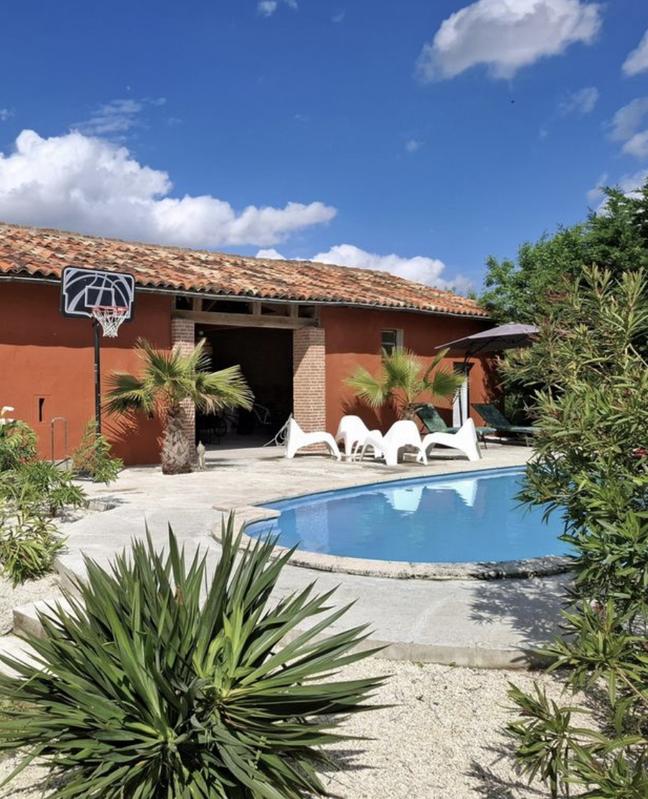 Maison - 90 m² - 1 pièce