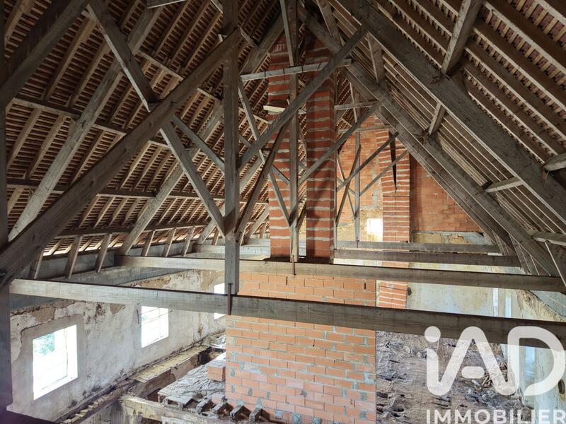 Château - 835 m² - 7 pièces