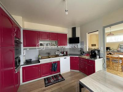 Maison de ville - 1 187 m² - 7 pièces