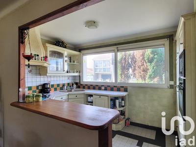 Maison - 94 m² - 6 pièces