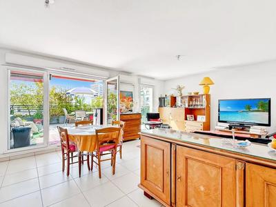 Appartement - 93 m² - 4 pièces