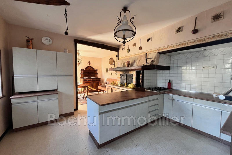 Maison - 210 m² - 7 pièces