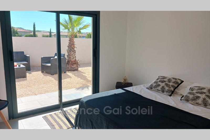 Villa - 102 m² - 4 pièces
