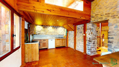 Maison - 160 m² - 8 pièces