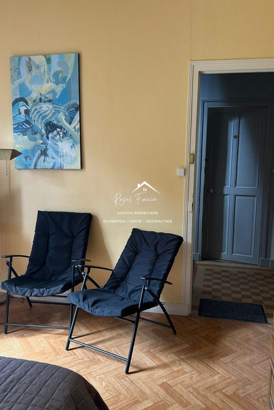 Maison ancienne - 188 m² - 8 pièces