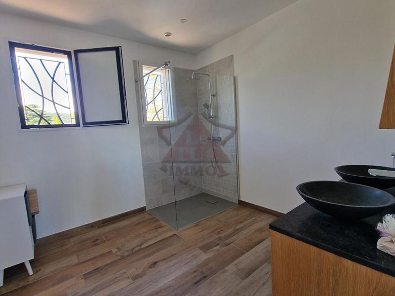 Maison - 172 m² - 6 pièces