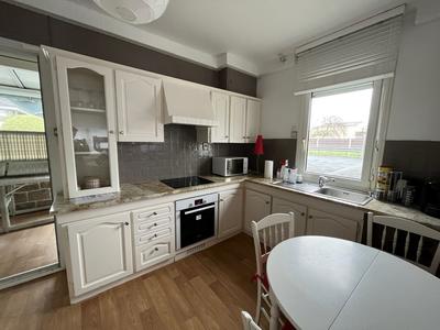 Maison - 137 m² - 6 pièces