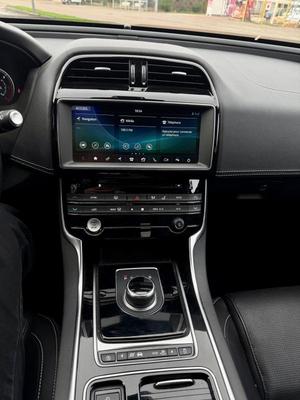 Jaguar Xe Diesel 20 R-Sport Touch Pro