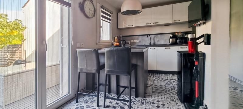 Maison - 87 m² - 4 pièces