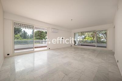 Appartement - 167 m² - 4 pièces