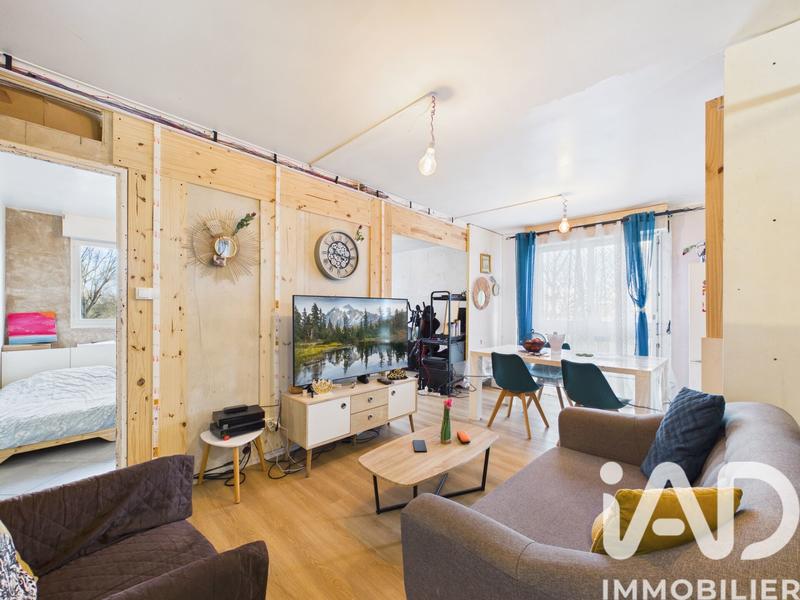 Appartement - 90 m² - 6 pièces