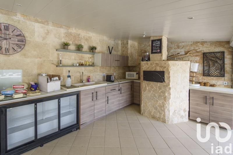 Maison - 226 m² - 8 pièces