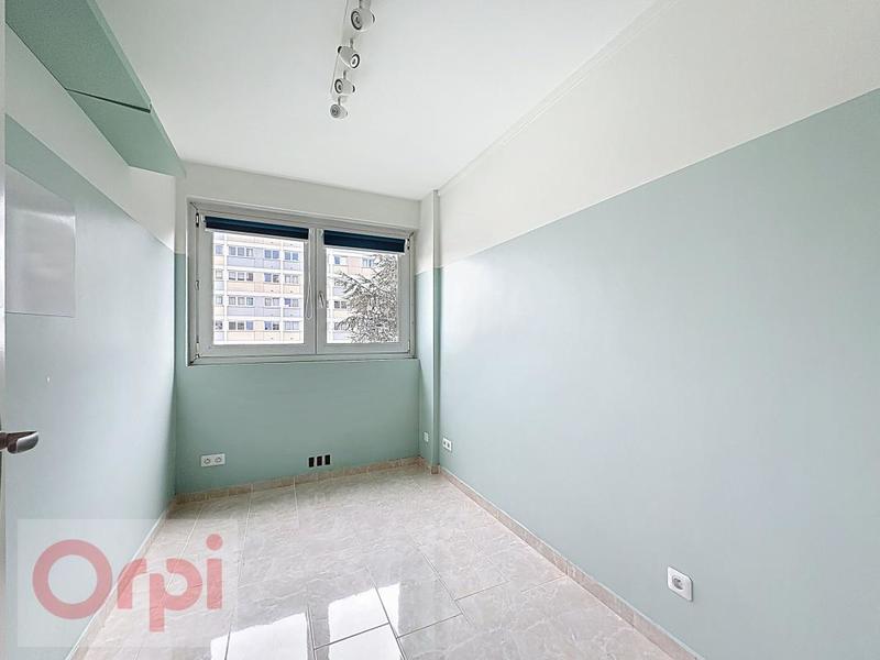 Appartement - 112 m² - 7 pièces
