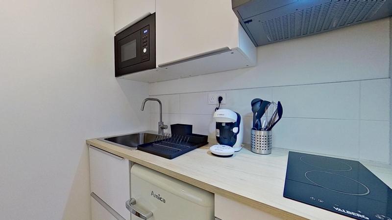 Studio - 18 m² - 2 pièces