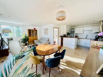 Appartement - 72 m² - 3 pièces