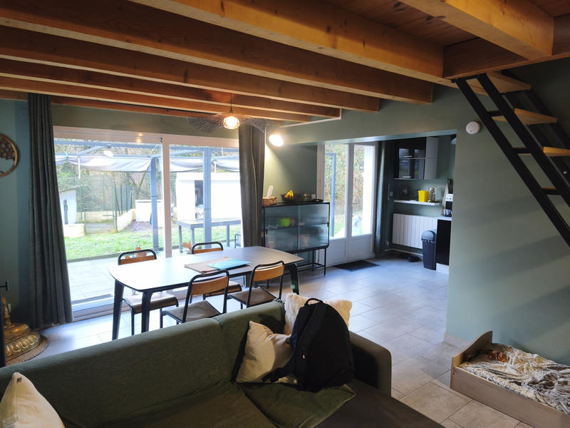 Propriété - 245 m² - 22 pièces