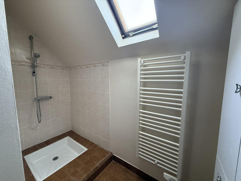 Maison - 135 m² - 8 pièces