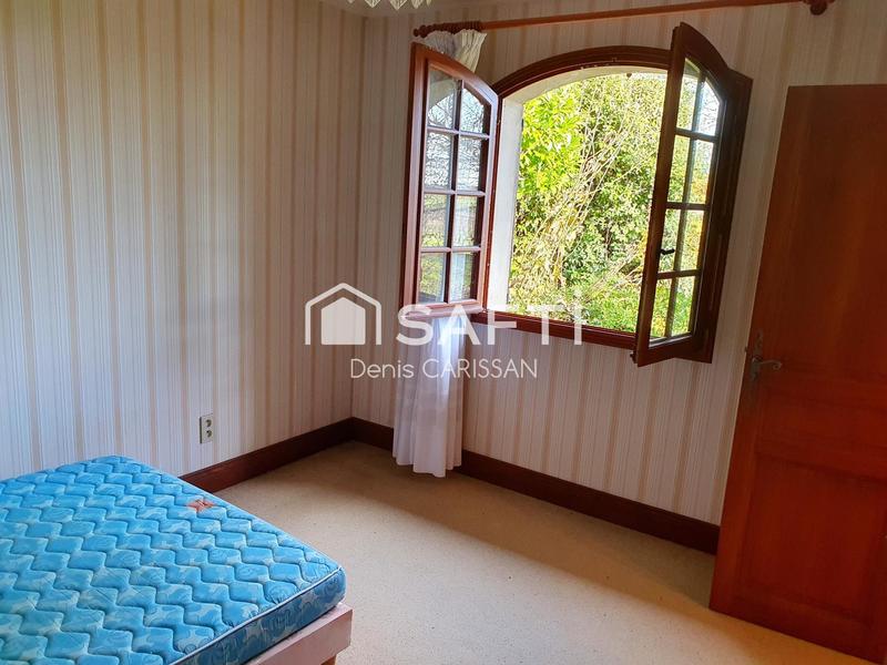 Maison - 182 m² - 7 pièces