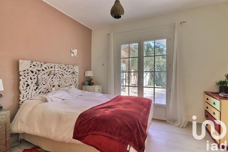 Maison - 216 m² - 6 pièces