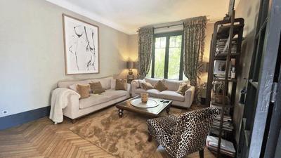 Villa - 185 m² - 7 pièces