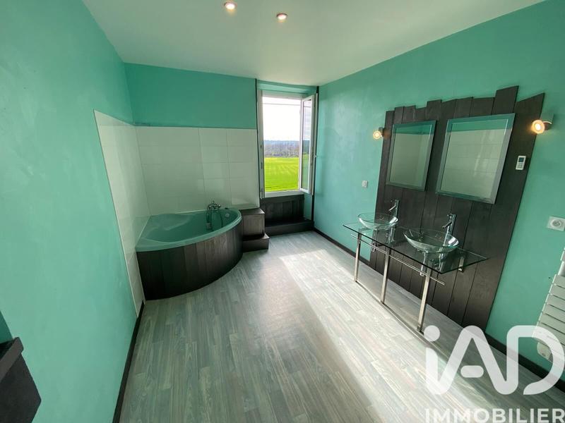 Maison - 209 m² - 10 pièces