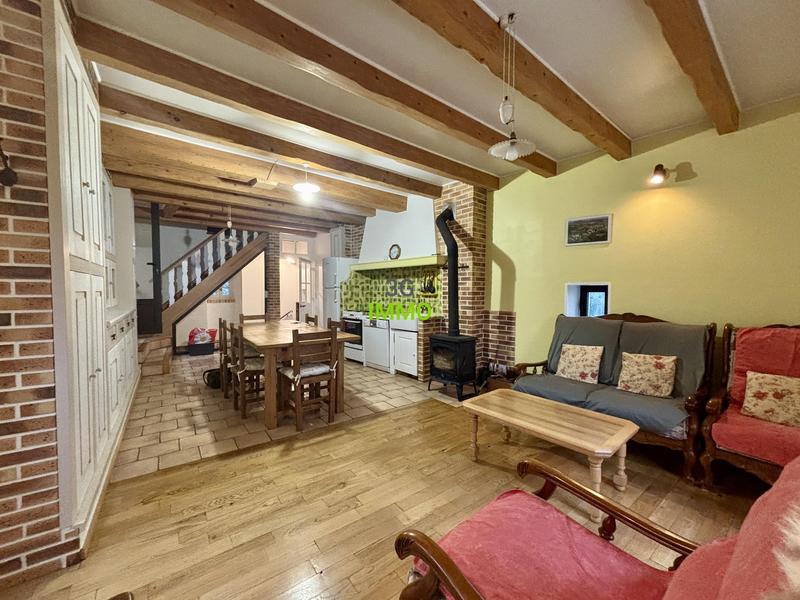 Maison en pierre - 96 m² - 5 pièces