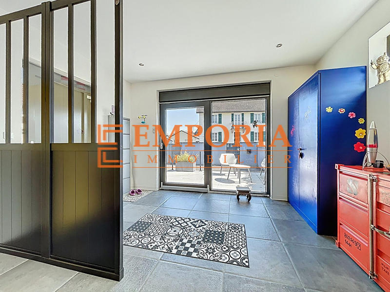 Maison - 94 m² - 5 pièces