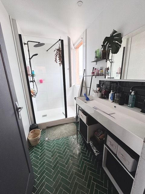 Appartement - 82 m² - 4 pièces