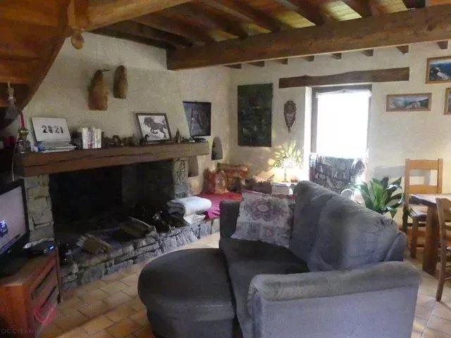 Propriété - 280 m² - 10 pièces