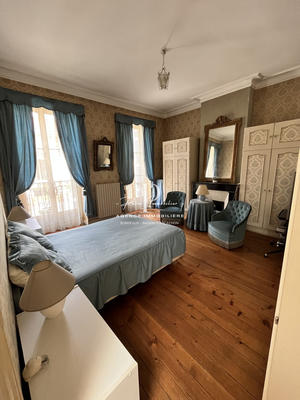 Maison - 200 m² - 4 pièces