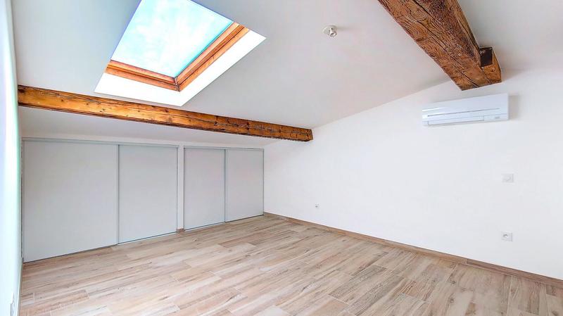 Mas - 193 m² - 8 pièces