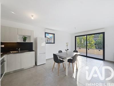 Appartement - 57 m² - 3 pièces