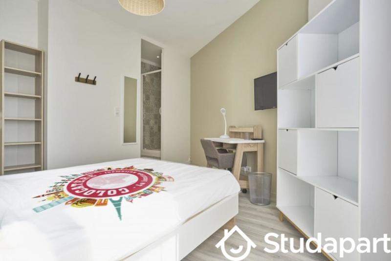 Chambre - 13 m² - 1 pièce