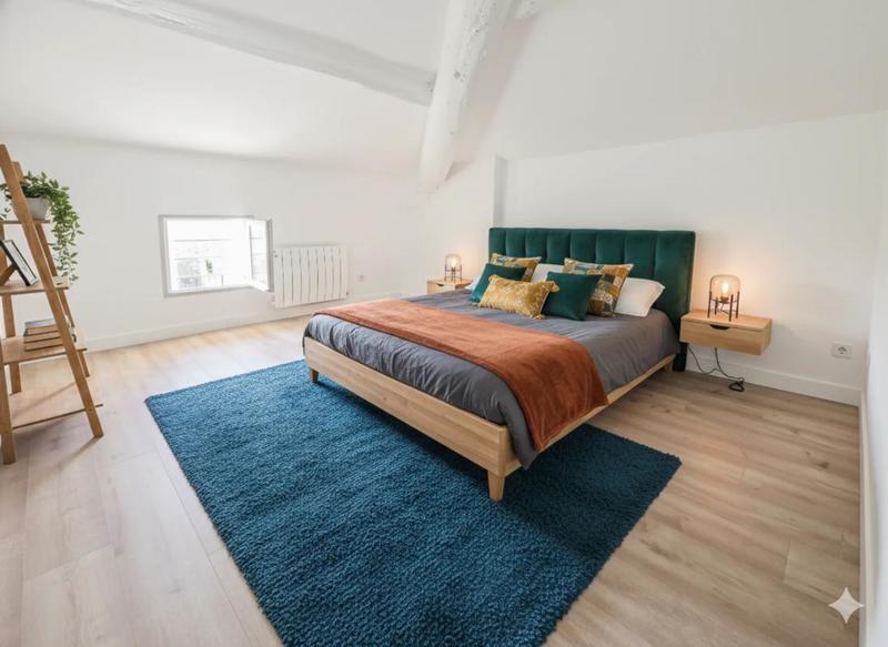 Appartement - 90 m² - 4 pièces