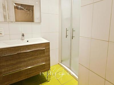 Maison - 97 m² - 5 pièces