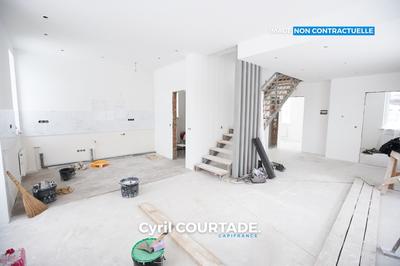 Maison - 175 m² - 5 pièces